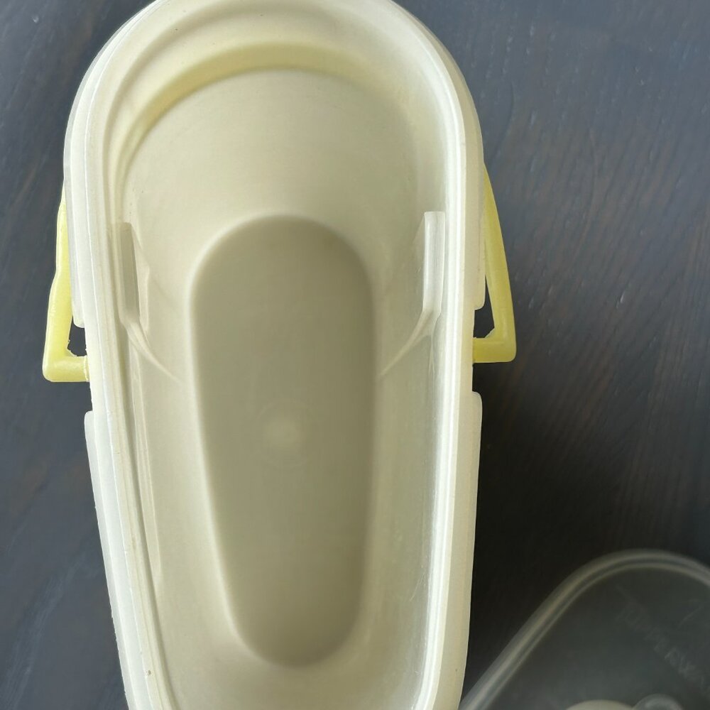 Vintage Tupperware Drink Container Pitcher - Picture 11 of 11